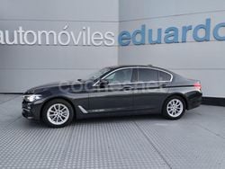 Negro Usado 2020 BMW 518 Berlina | 28.500 €