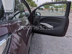 Granate Usado 2017 Opel Adam Glam Utilitario | 8600 € (Precio justo)