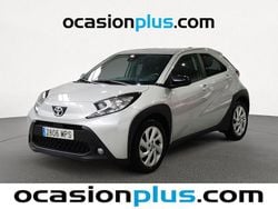 Gris Usado 2024 Toyota Aygo Play Utilitario | 13.228 € (Precio justo)