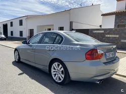 Gris / plata Usado 2006 BMW 330 Berlina | 7800 € (Precio justo)