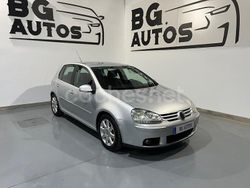 Gris / plata Usado 2006 VW Golf V Sportline Berlina | 6999 € (Precio justo)