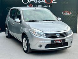 Gris / plata Usado 2011 Dacia Sandero Ambiance Berlina | 5490 € (Precio justo)