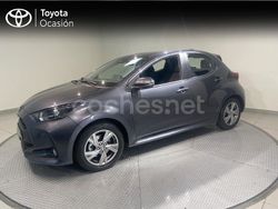 Gris / plata Usado 2024 Toyota Yaris Hybrid Active Berlina | 21.000 € (Precio justo)