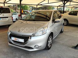Gris / plata Usado 2015 Peugeot 208 Style Utilitario | 7500 € (Precio justo)