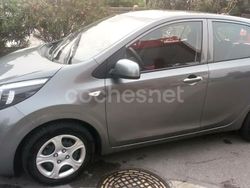 Gris / plata Usado 2023 Kia Picanto Utilitario | 11.000 € (Precio justo)