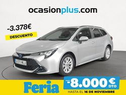 Gris / plata Usado 2023 Toyota Corolla Active Familiar | 25.900 € (Un poco caro)
