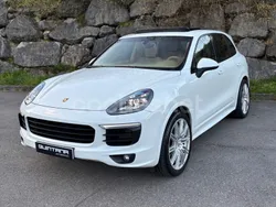 Blanco Usado 2016 Porsche Cayenne Platinum Edition SUV | 42.900 €