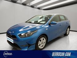 Azul Usado 2024 Kia Ceed Utilitario | 20.450 € (Precio justo)