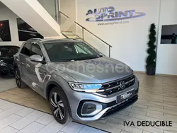 Gris / plata Nuevo 2025 VW T-Roc R-line SUV | 32.490 € (Precio justo)