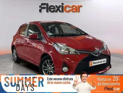 Rojo Usado 2017 Toyota Yaris Active Utilitario | 9390 € (Buen precio)