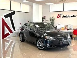 Gris / plata Usado 2009 Lexus IS220d Luxury Line Berlina | 8999 € (Precio justo)