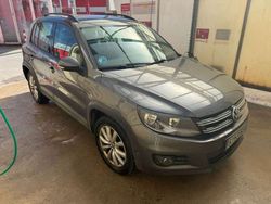 Gris Usado 2012 VW Tiguan Advance SUV | 7900 € (Precio justo)
