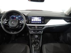 Rojo Usado 2024 Skoda Kamiq Ambition SUV | 19.900 € (Precio justo)