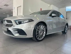 Gris / plata Usado 2022 Mercedes A250 Berlina | 28.000 € (Buen precio)