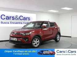 Rojo Usado 2021 Ssangyong Tivoli SUV | 15.495 € (Buen precio)