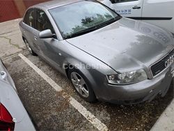 Gris / plata Usado 2003 Audi A4 Berlina | 3200 € (Buen precio)