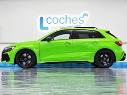 Verde Nuevo 2025 Audi RS3 Sportback Utilitario | 75.990 € (Un poco caro)