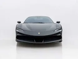Gris Usado 2021 Ferrari SF90 Coupe | 399.800 €