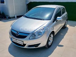 Gris / plata Usado 2009 Opel Corsa Cosmo Berlina | 4490 € (Precio justo)