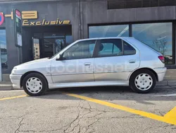 Gris / plata Usado 2001 Peugeot 306 Berlina | 1995 €