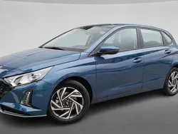Amarillo Usado 2024 Hyundai i20 Berlina | 17.790 € (Buen precio)