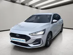 Gris Usado 2022 Ford Focus ST-Line | 16.950 € (Precio justo)