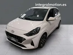 Blanco Usado 2023 Hyundai i10 Utilitario | 14.290 € (Precio justo)