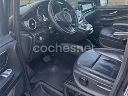 Gris / plata Usado 2018 Mercedes V220 Avantgarde Monovolumen | 34.500 € (Precio justo)