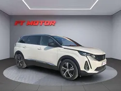 Blanco Usado 2021 Peugeot 5008 GT Monovolumen | 26.999 € (Precio justo)