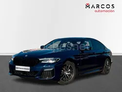 Azul Usado 2024 BMW 520 Berlina | 49.900 €