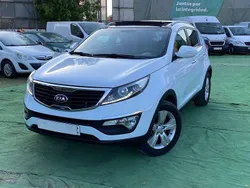 Blanco Usado 2012 Kia Sportage SUV | 8700 € (Precio justo)
