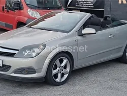 Gris / plata Usado 2006 Opel Astra Cabriolet Enjoy Descapotable | 4890 € (Precio justo)