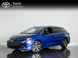 Rojo Usado 2025 Toyota Corolla Style Familiar | 33.900 € (Un poco caro)