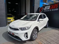 Blanco Usado 2022 Kia Stonic SUV | 13.890 € (Buen precio)