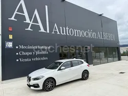 Blanco Usado 2021 BMW 116 Comfort Edition Utilitario | 18.900 € (Precio justo)