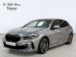 Skyscraper grau metalizado Usado 2024 BMW 118 Shadowline Utilitario | 33.900 € (Un poco caro)