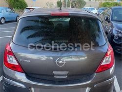 Gris / plata Usado 2010 Opel Corsa Cosmo Berlina | 3200 € (Buen precio)