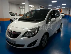Blanco Usado 2011 Opel Meriva Cosmo Monovolumen | 7500 € (Un poco caro)