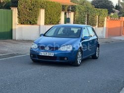 Azul Usado 2005 VW Golf IV Conceptline Berlina | 3990 € (Precio justo)
