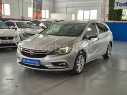 Gris / plata Usado 2018 Opel Astra Dynamic Familiar | 11.999 € (Precio justo)