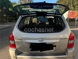 Gris / plata Usado 2009 Hyundai Tucson Comfort SUV | 6800 € (Un poco caro)