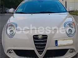 Blanco Usado 2011 Alfa Romeo MiTo Distinctive Utilitario | 6490 € (Precio justo)