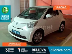 Blanco Usado 2011 Toyota iQ Utilitario | 7990 € (Precio justo)