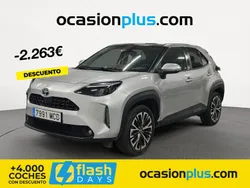 Gris Usado 2022 Toyota Yaris Hybrid Plus Recogida | 24.900 € (Precio justo)