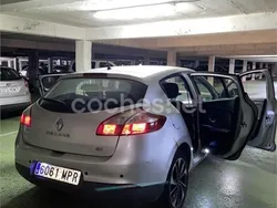 Gris / plata Usado 2011 Renault Mégane III Dynamique Berlina | 5500 € (Precio justo)