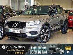 Gris / plata Usado 2022 Volvo XC40 R-Design SUV | 28.900 € (Precio justo)