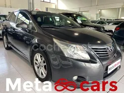 Gris / plata Usado 2011 Toyota Avensis Comfort Familiar | 9490 € (Precio justo)