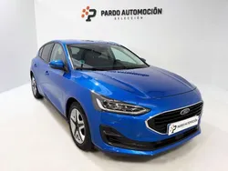 Azul metalizado Usado 2022 Ford Focus Trend Utilitario | 16.900 € (Un poco caro)