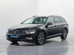 Usado 2022 VW Passat Executive Familiar | 22.490 € (Un poco caro)