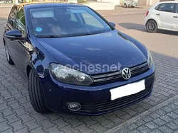 Azul Usado 2010 VW Golf VI Advance Berlina | 6450 € (Precio justo)